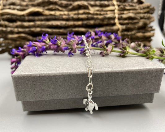 Turtle charm skinny trace chain necklace in Sterling Silver