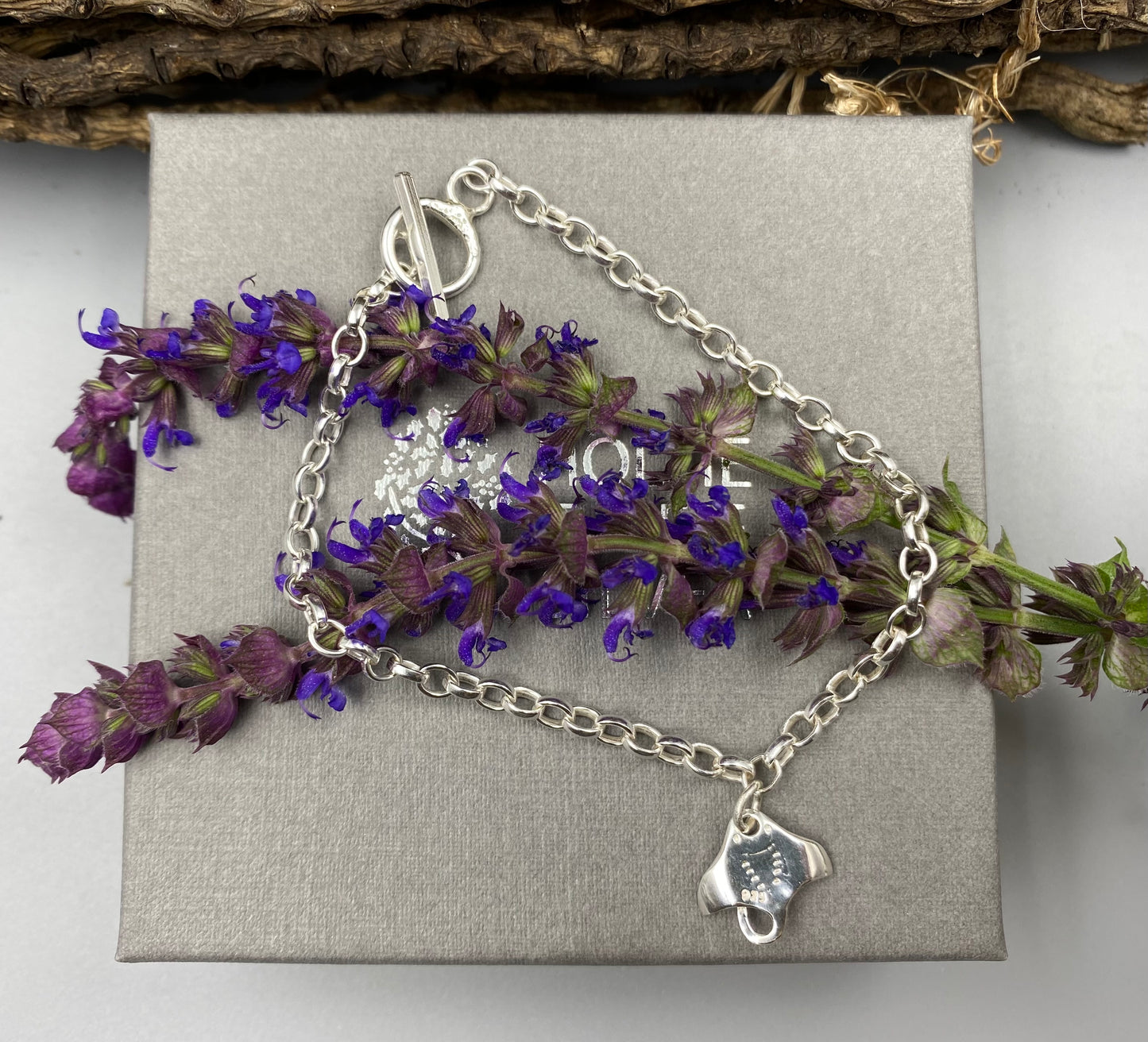 Manta Ray t bar bracelet