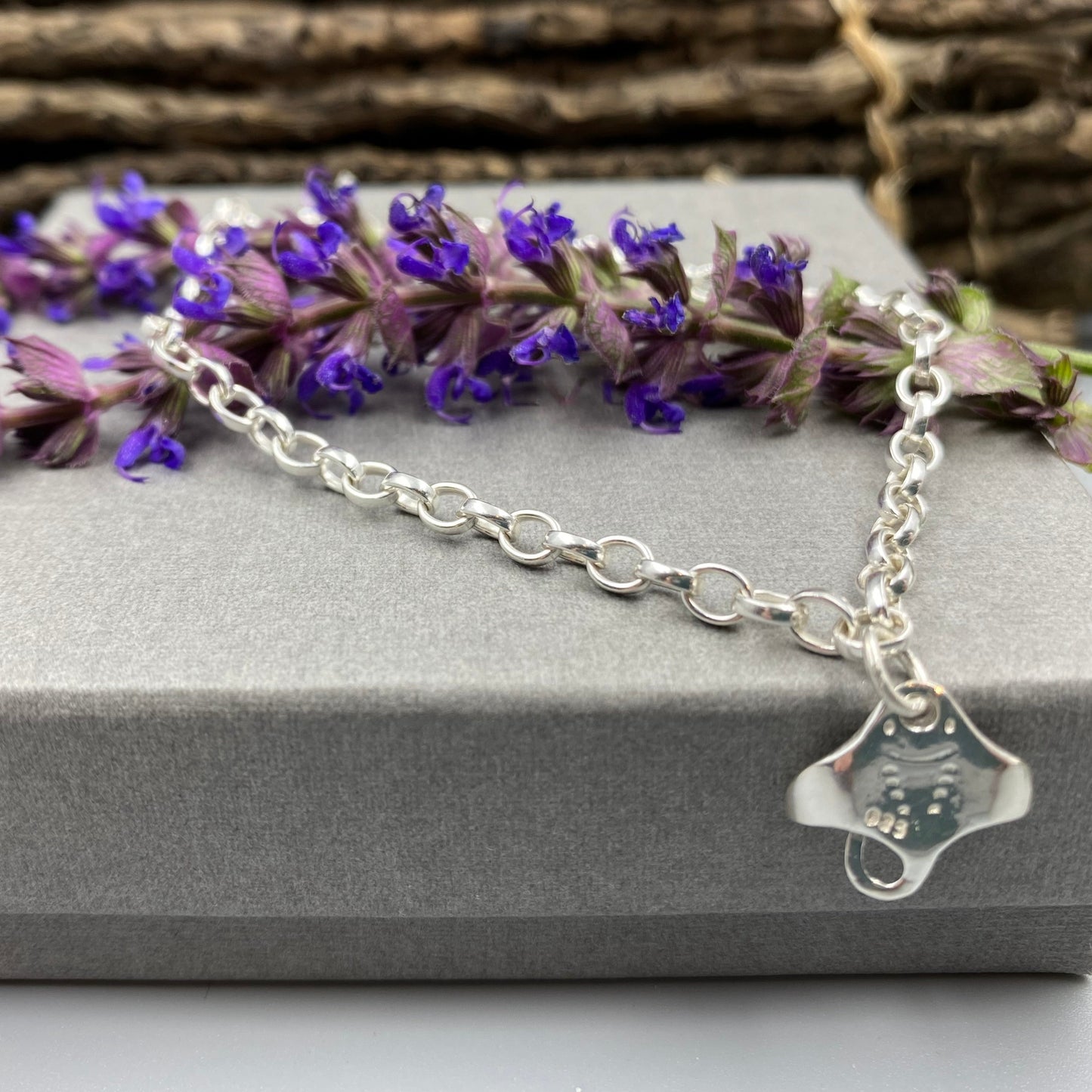 Manta Ray t bar bracelet