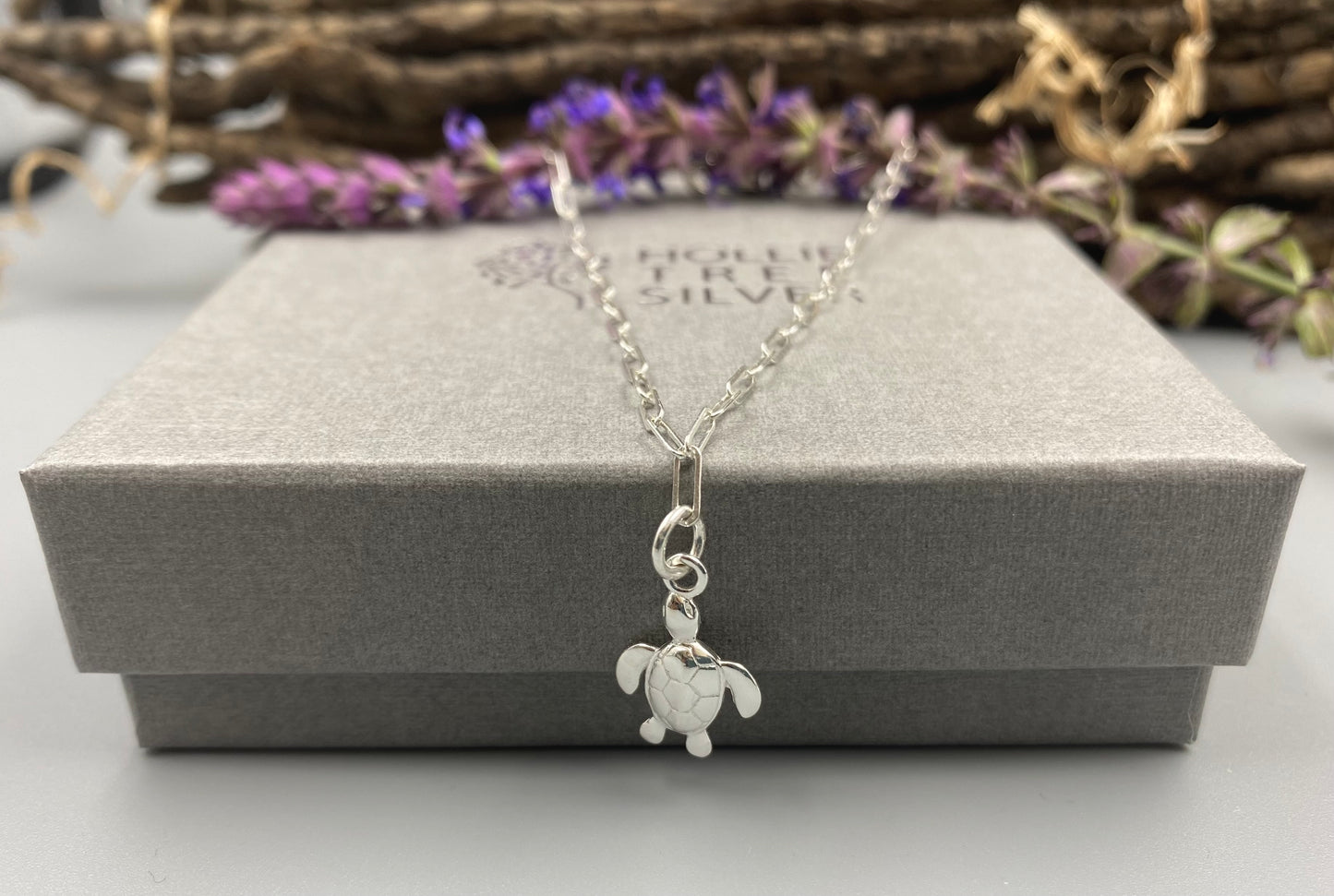 Sterling silver turtle charm skinny trace chain bracelet
