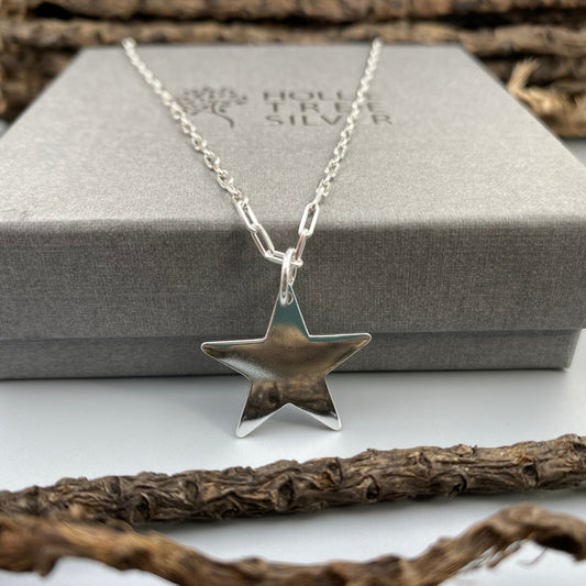 Star charm skinny trace chain necklace in Sterling Silver