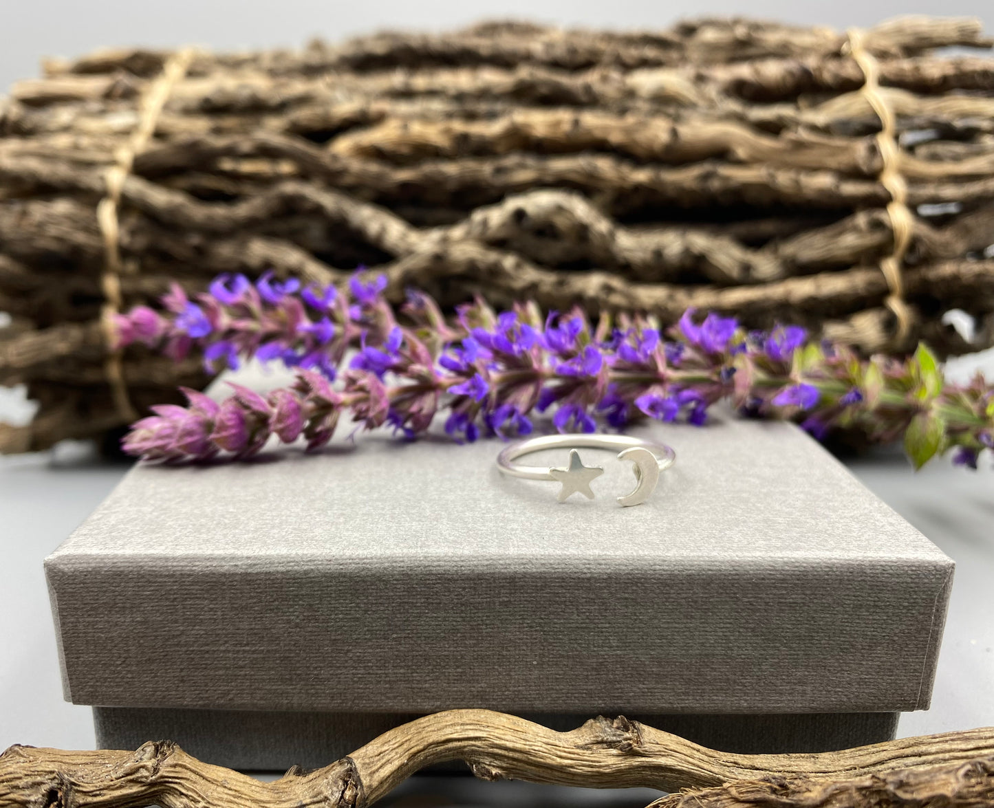 Polished moon and star open ring