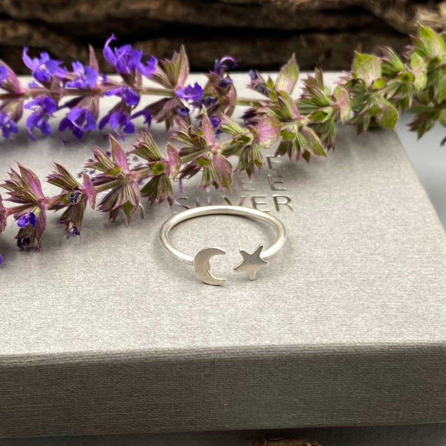 Polished moon and star open ring