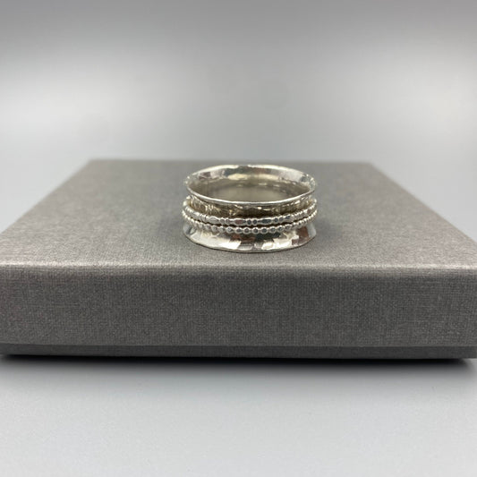 Spinner ring made with Sterling Silver
